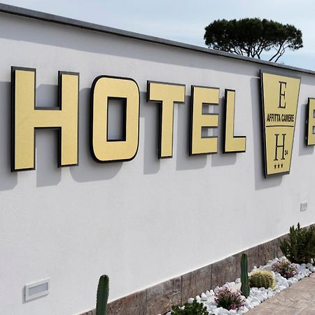 Hotel Elite Varcaturo Bagian luar foto