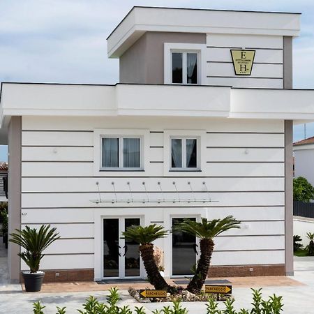 Hotel Elite Varcaturo Bagian luar foto