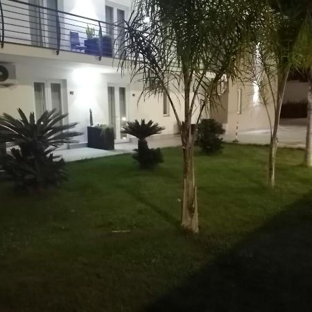Hotel Elite Varcaturo Bagian luar foto