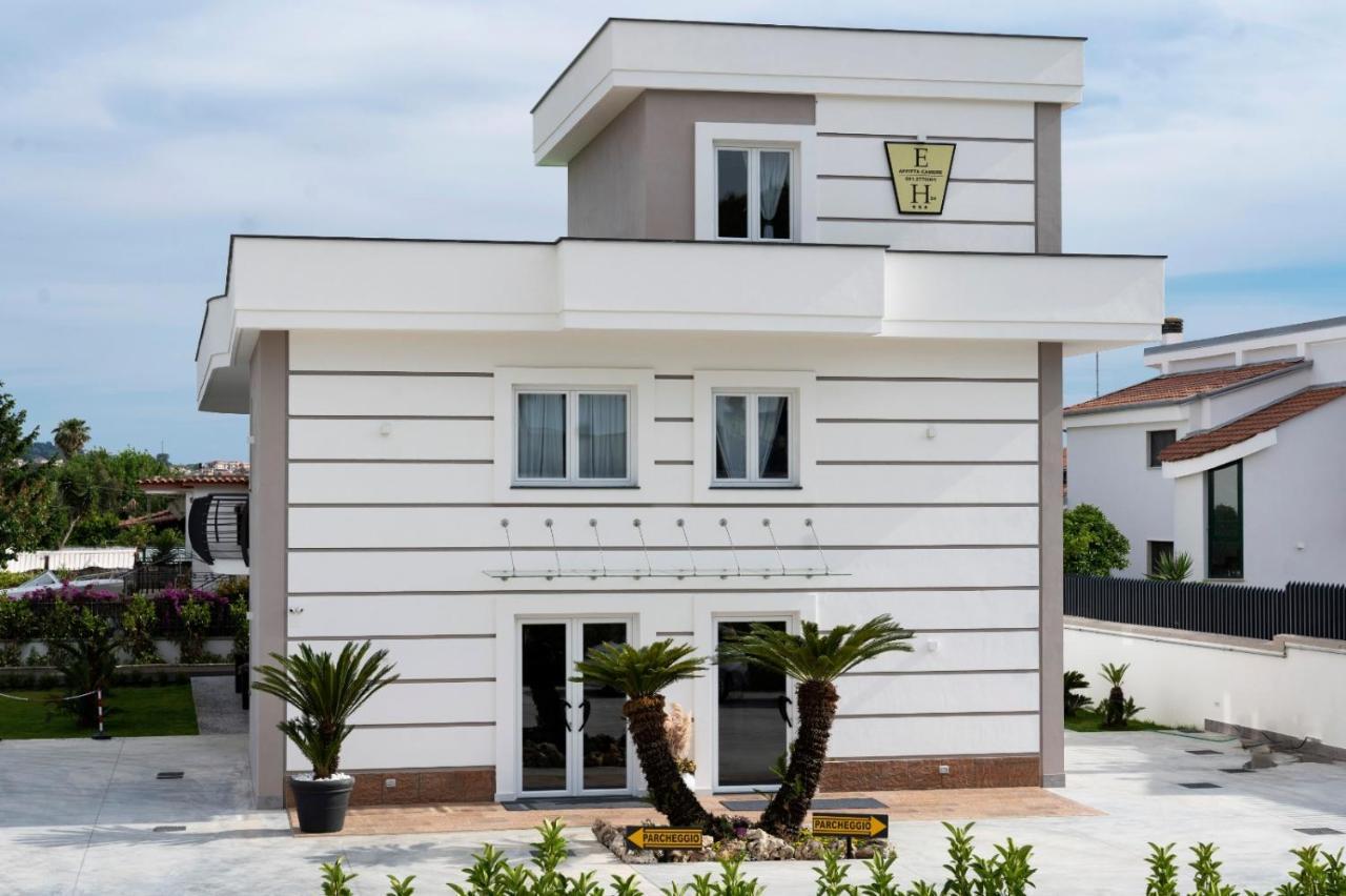 Hotel Elite Varcaturo Bagian luar foto