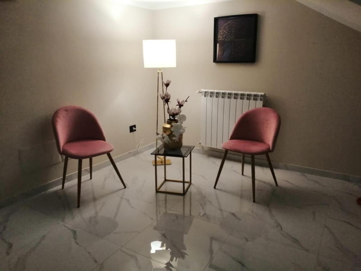 Hotel Elite Varcaturo Bagian luar foto