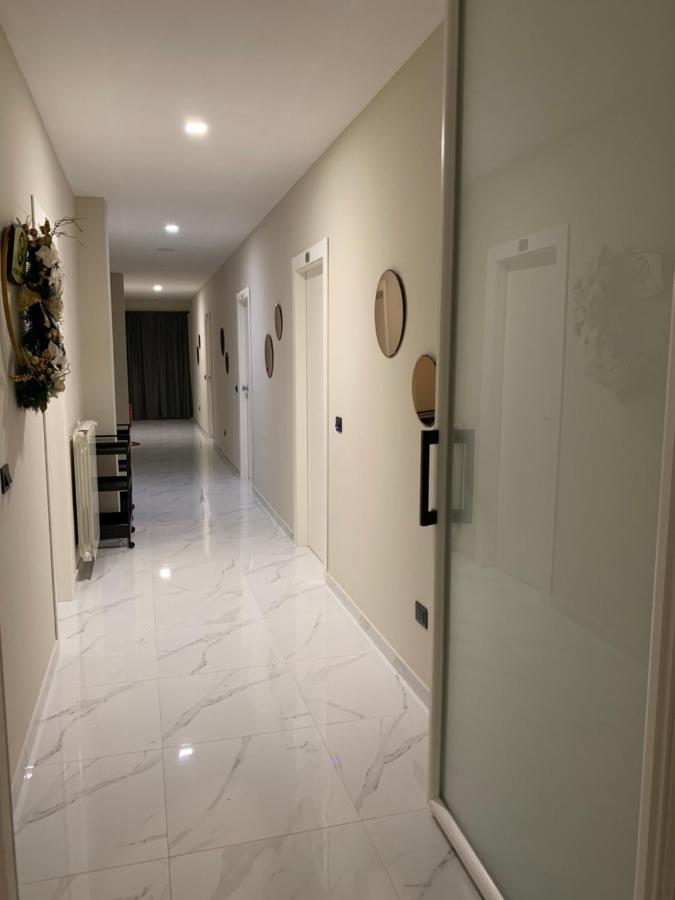 Hotel Elite Varcaturo Bagian luar foto