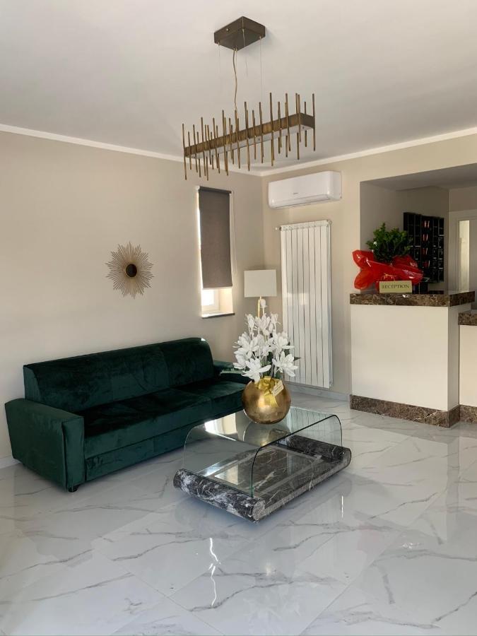 Hotel Elite Varcaturo Bagian luar foto